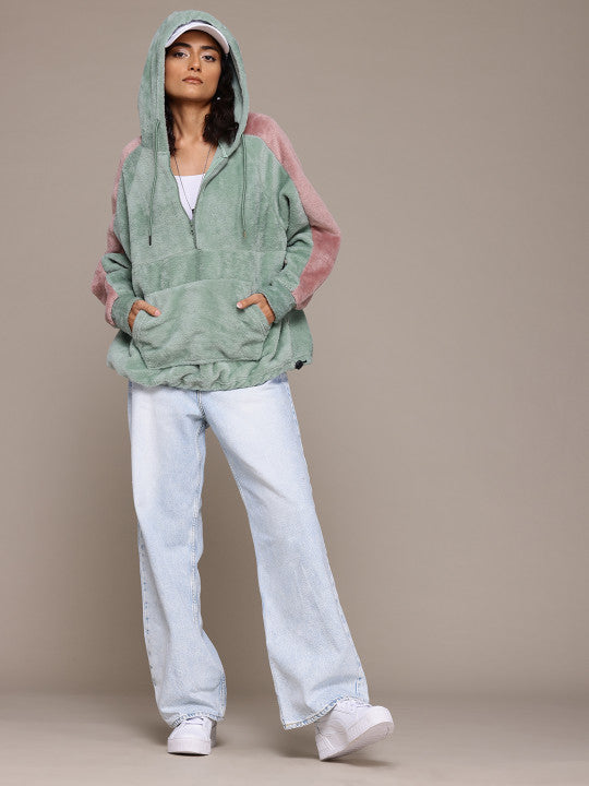 Hooded Fleece Sweatshirt