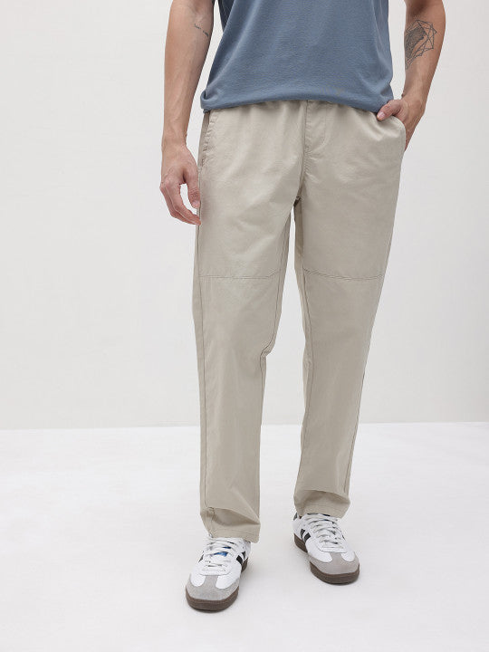 Men Relaxed Fit Mid-Rise Chinos Trousers