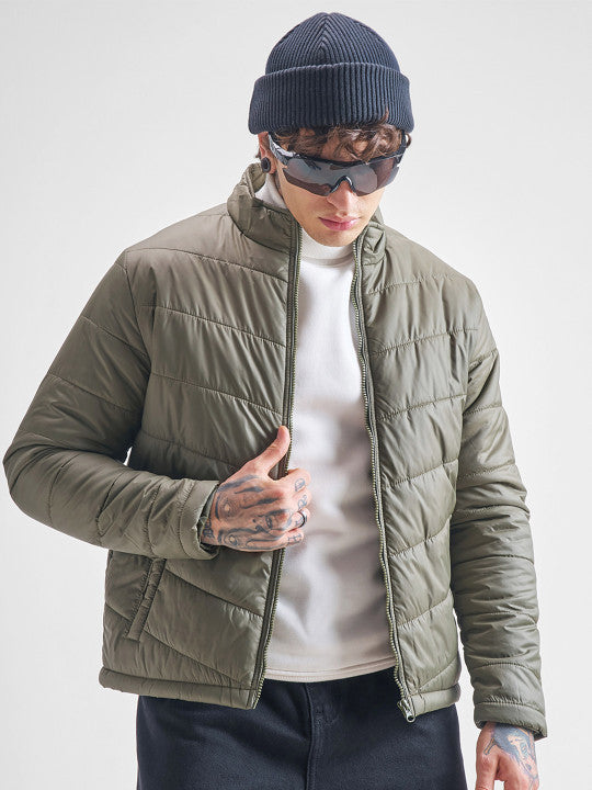 Men Solid High Neck Puffer Jacket